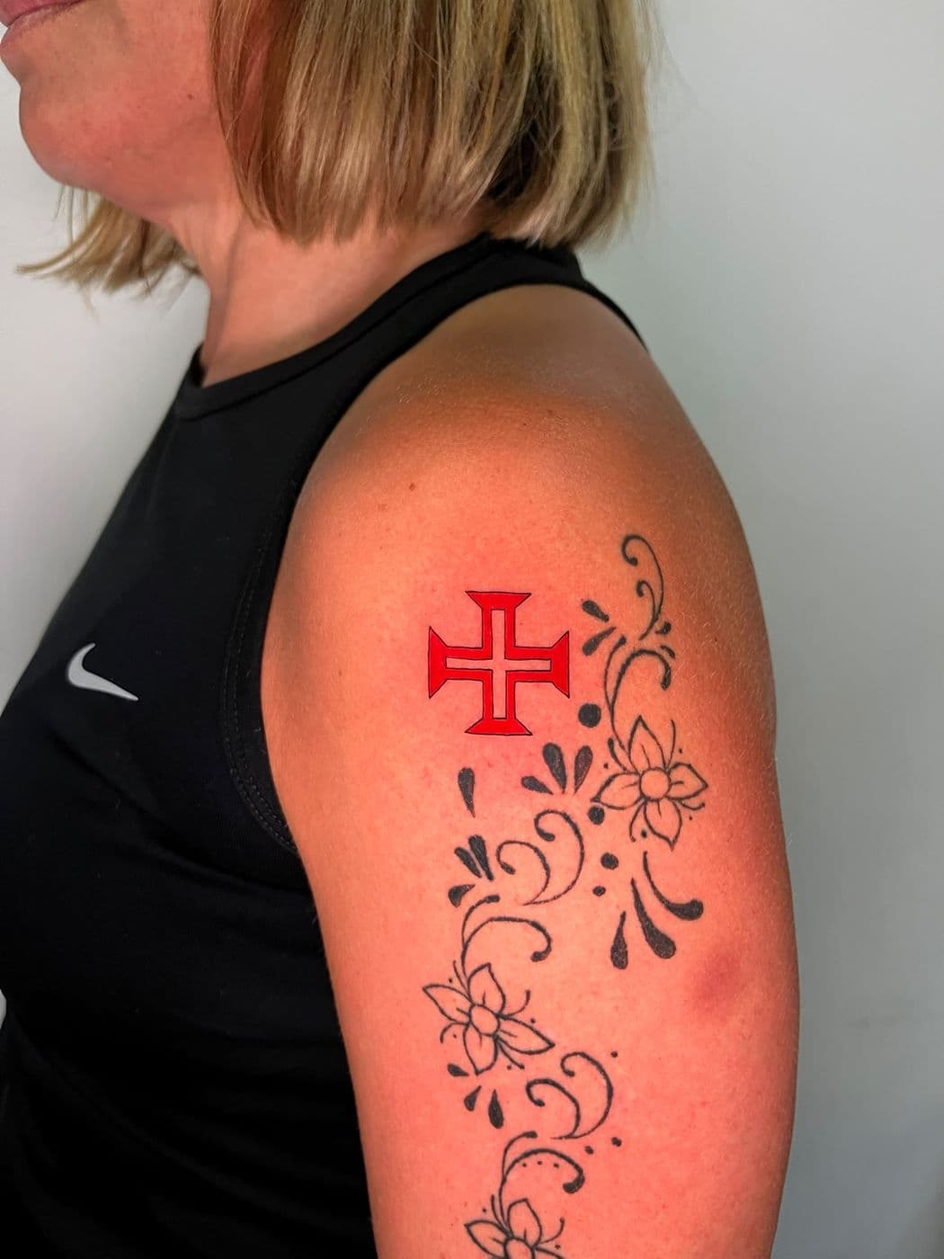 Tattoo by Laura Almada, ZECARTE TATTOO, Funchal